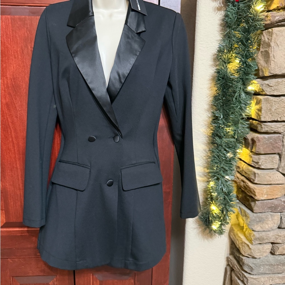 Fashion Nova Black Satin Lapel Blazer